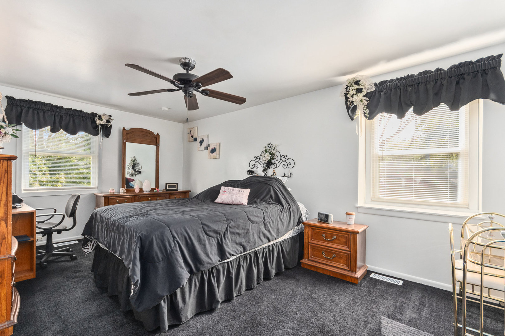 230 Ridgefield Lane Naperville, IL 60565 - Photo 19 of 26 a bed room with a bed and a window