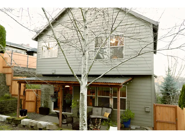$459,999 | 2092 Southwest Thomas Place, Gresham, OR 97080