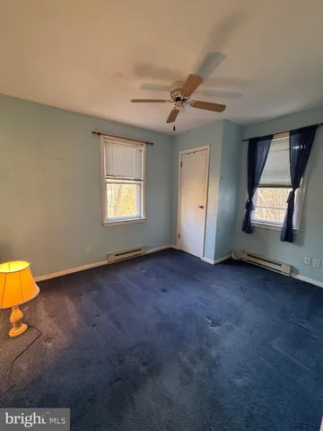 an empty room with a empty space