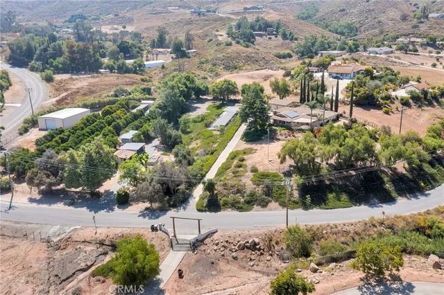 $5,500 | 14302 Descanso Drive, Perris, CA 92570