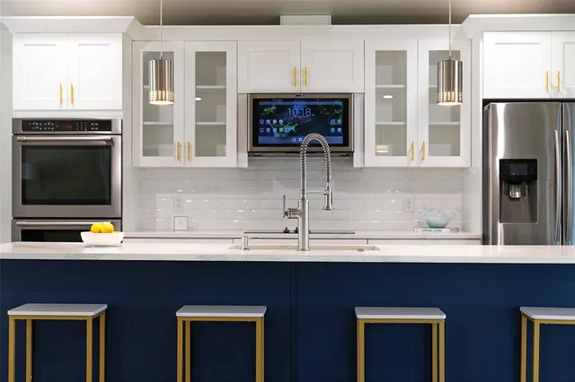 $5,575 | 6350 Glennox Lane, Dallas, TX 75214