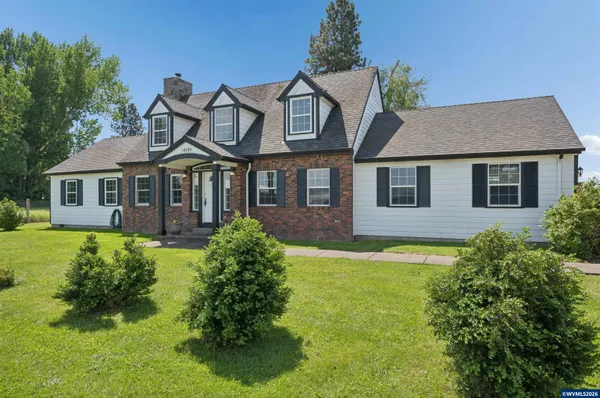 $940,000 | 10124 Wiseacre Lane Northeast, Aurora, OR 97002