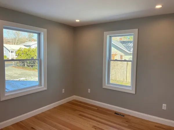 $2,950 | 14 B Cherry Road, Beverly, MA 01915