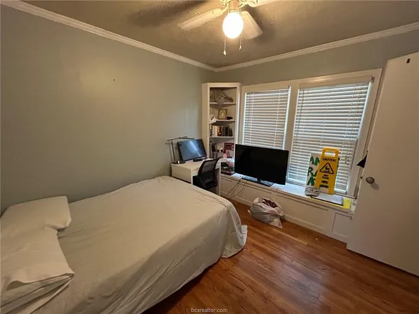 $1,950 | 710 Enfield Street, Bryan, TX 77802
