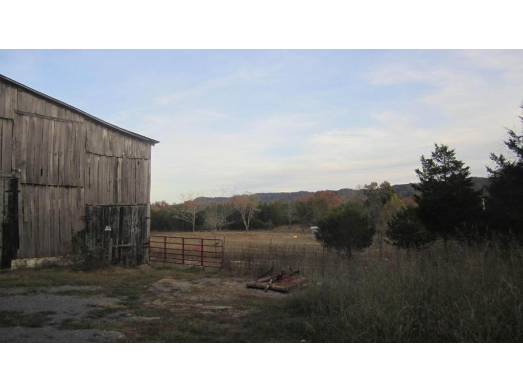 5259 Flatwoods Road Rose Hill, VA 24281 - Photo 4 of 20 Photo 4
