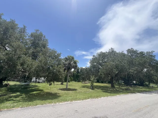 $92,000 | 2070 Southwest 8th Street, Okeechobee, FL 34974