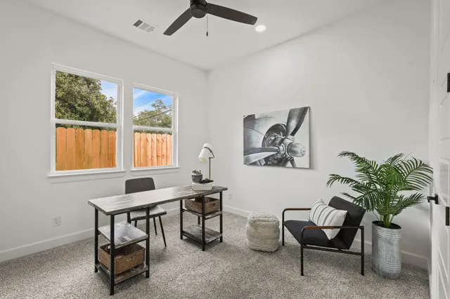 $2,400 | 9426 Campbell Road, Unit C, Houston, TX 77080