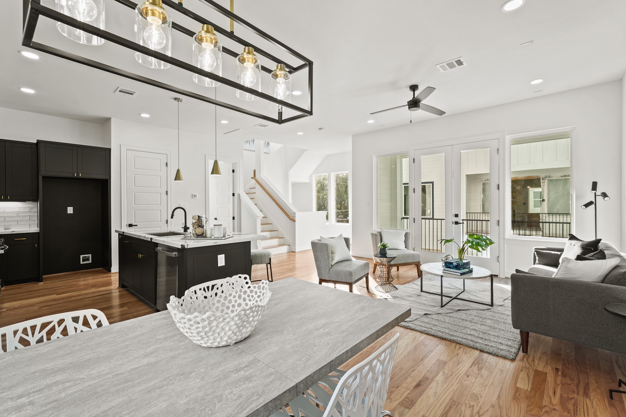 9426 Campbell Road, Unit C Houston, TX 77080 - Photo 4 of 20 Representation of previously built homes. Actual colors and finishes will vary.