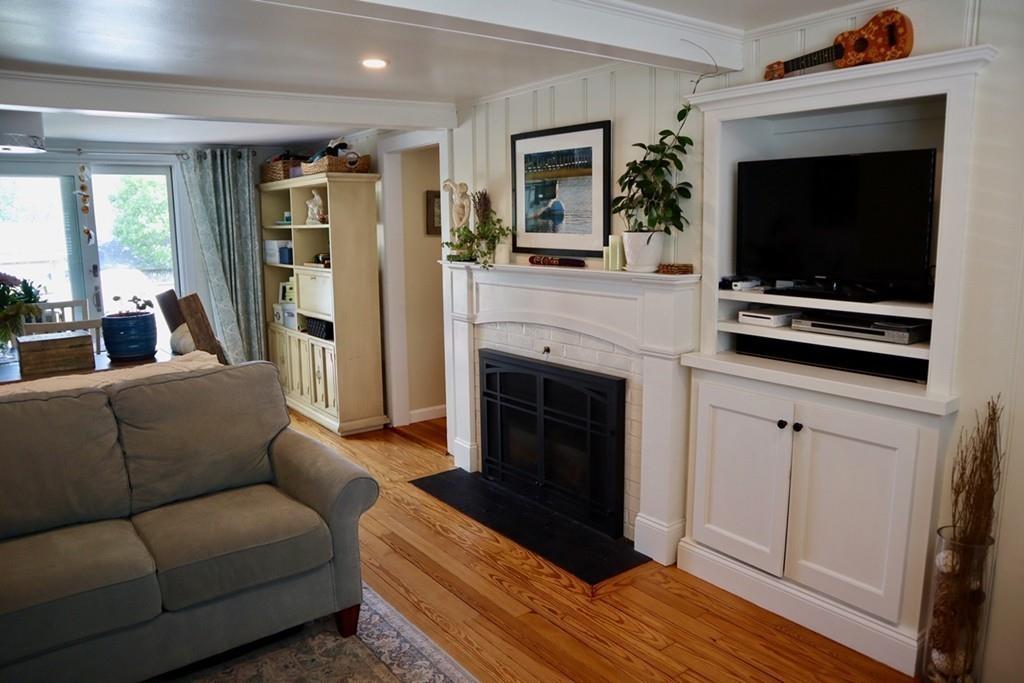 10 Standish Road Marshfield, MA 02050 - Photo 8 of 29 Gallery Image 8