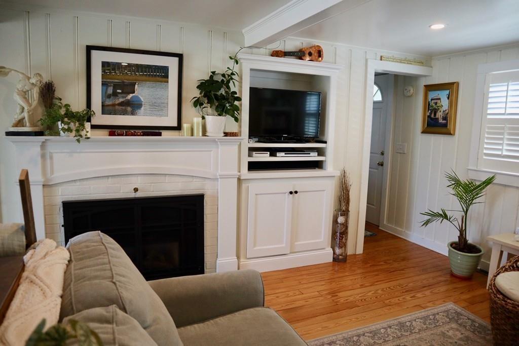 10 Standish Road Marshfield, MA 02050 - Photo 9 of 29 Gallery Image 9