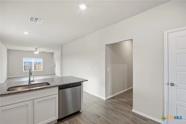 $1,800 | 292 Legacy Circle, New Braunfels, TX 78130
