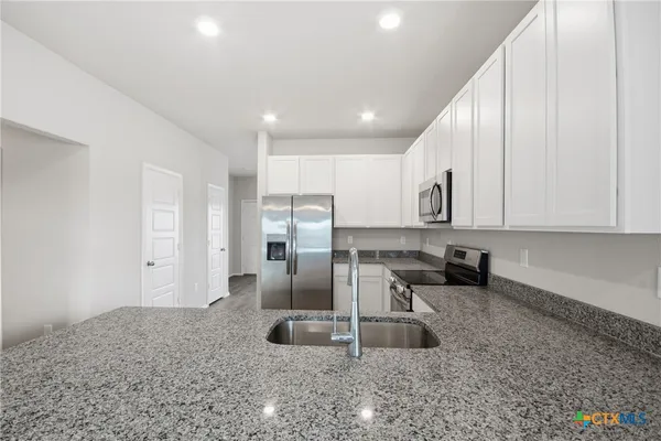 $1,800 | 292 Legacy Circle, New Braunfels, TX 78130