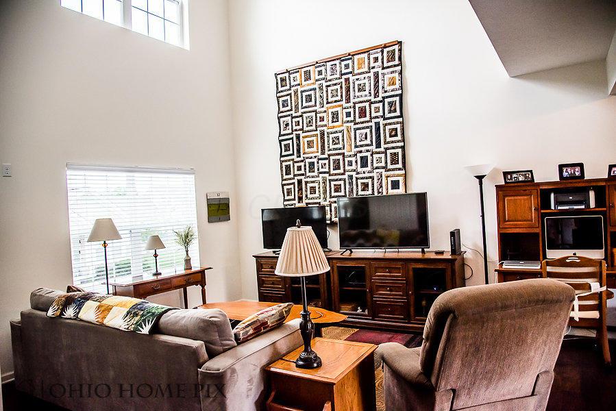 7990 Ravine Run Lane Columbus, OH 43235 - Photo 3 of 24 Gallery Image 3