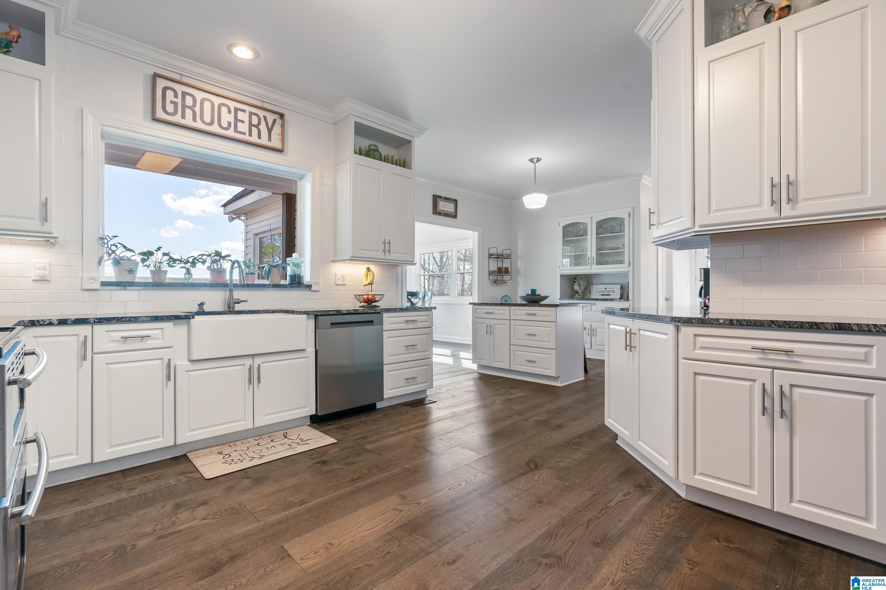 600 Honeysuckle Lane Springville, AL 35146 - Photo 6 of 77