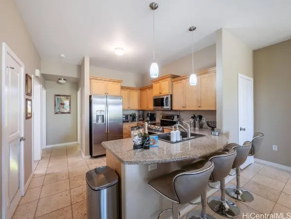 $5,300 | 92-1001 Aliinui Drive, Unit 10B, Kapolei, HI 96707
