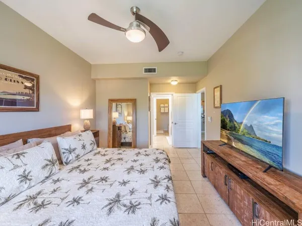 $5,300 | 92-1001 Aliinui Drive, Unit 10B, Kapolei, HI 96707