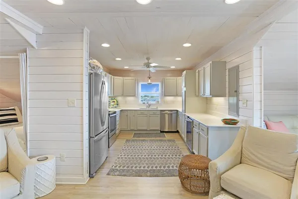 $975,000 | 191 Oliver Street, Lake Charles, LA 70607
