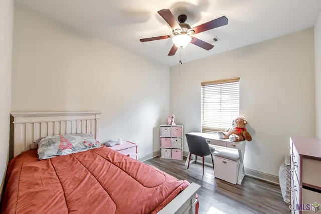 $279,000 | 176 Lake Howard Avenue, Thibodaux, LA 70301