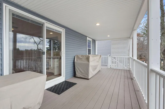 $750,000 | 22 White House Cove Road, Lyman, ME 04002