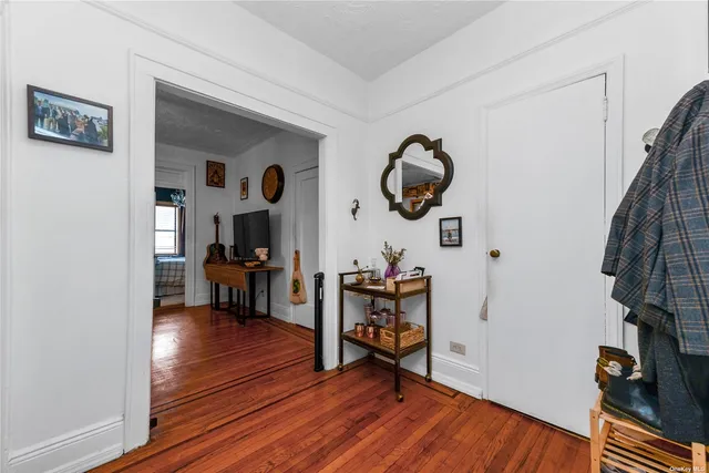 $1,600,000 | 26-21 30th Street | Astoria