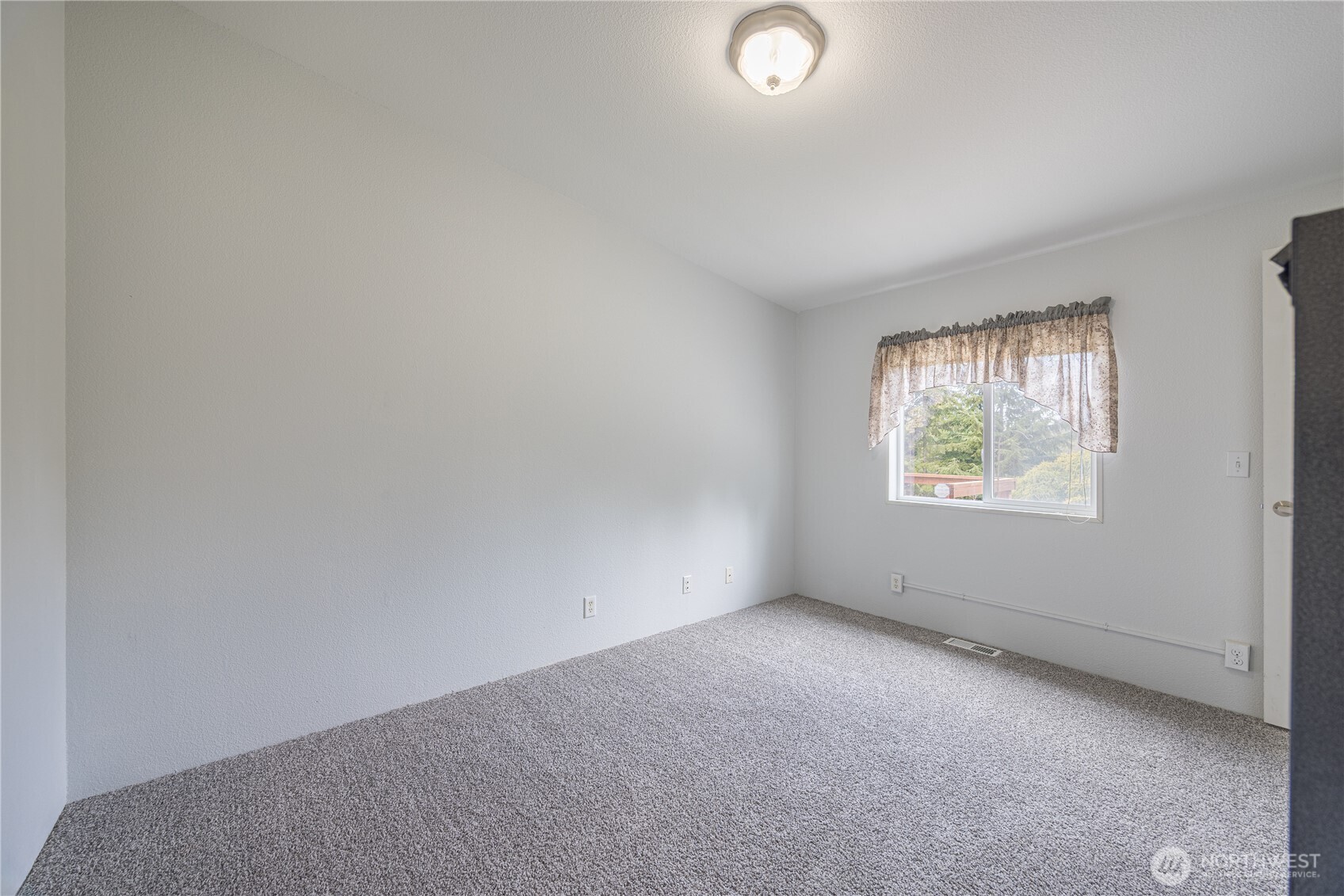 122 Derrick Road Port Angeles, WA 98362 - Photo 25 of 40 Gallery Image 25