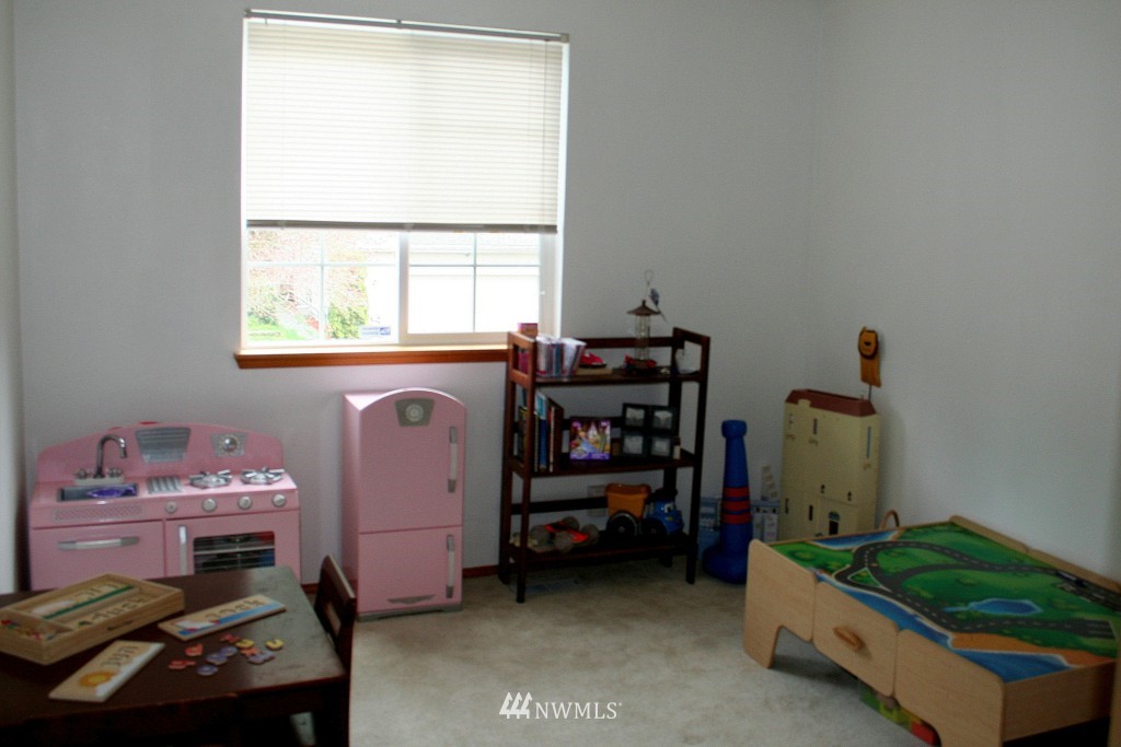 18932 1st Avenue Southeast Bothell, WA 98012 - Photo 14 of 18 Gallery Image 14
