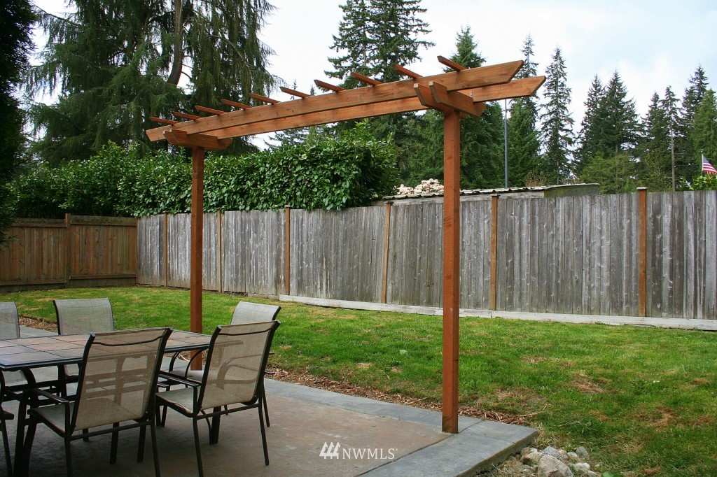 18932 1st Avenue Southeast Bothell, WA 98012 - Photo 17 of 18 Gallery Image 17