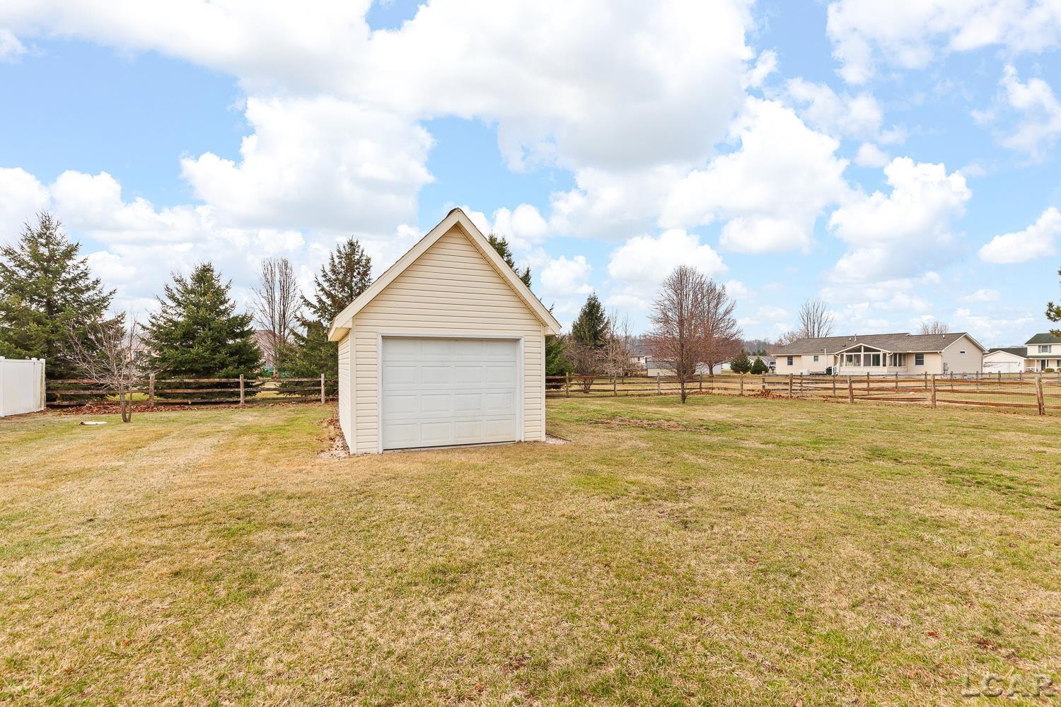 2147 Gady Road Adrian, MI 49221 - Photo 36 of 47
