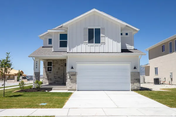$518,957 | 2899 North Chokecherry Drive, Unit 7022, Eagle Mountain, UT 84005