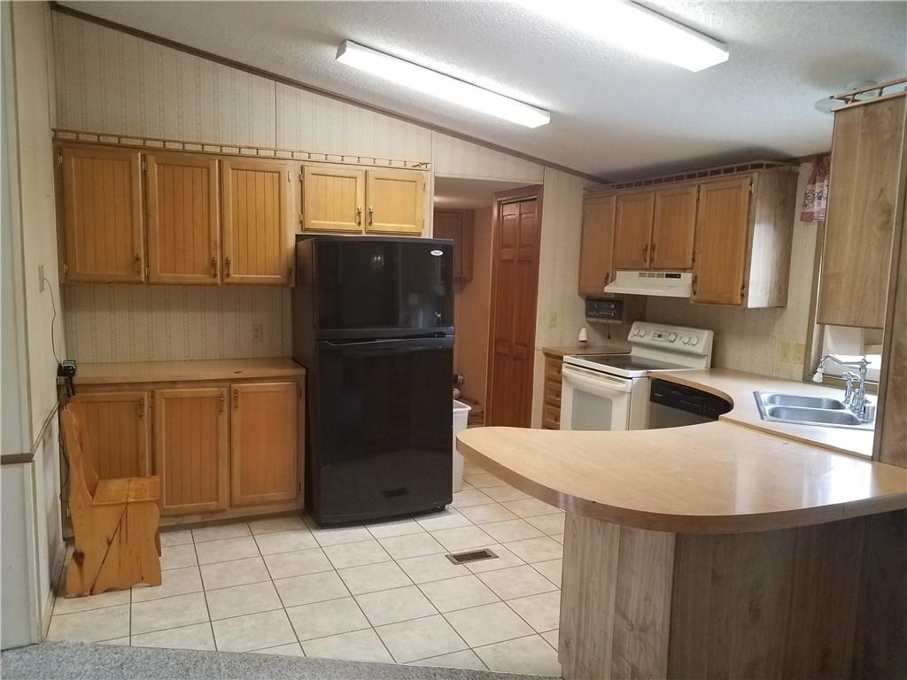 42 Sparta Road Prosperity, PA 15329 - Photo 2 of 10