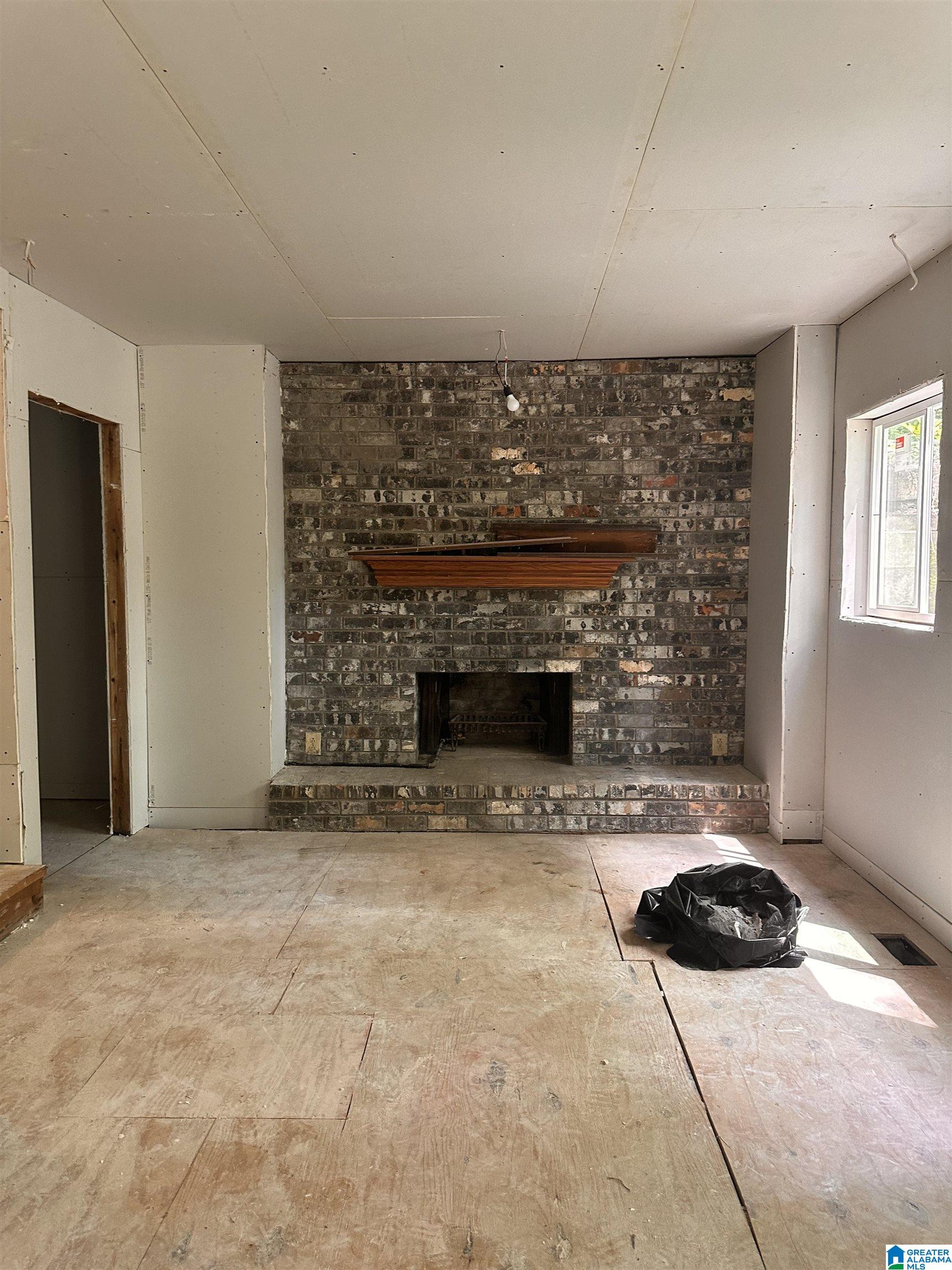 13 Cliff Road Childersburg, AL 35044 - Photo 6 of 14