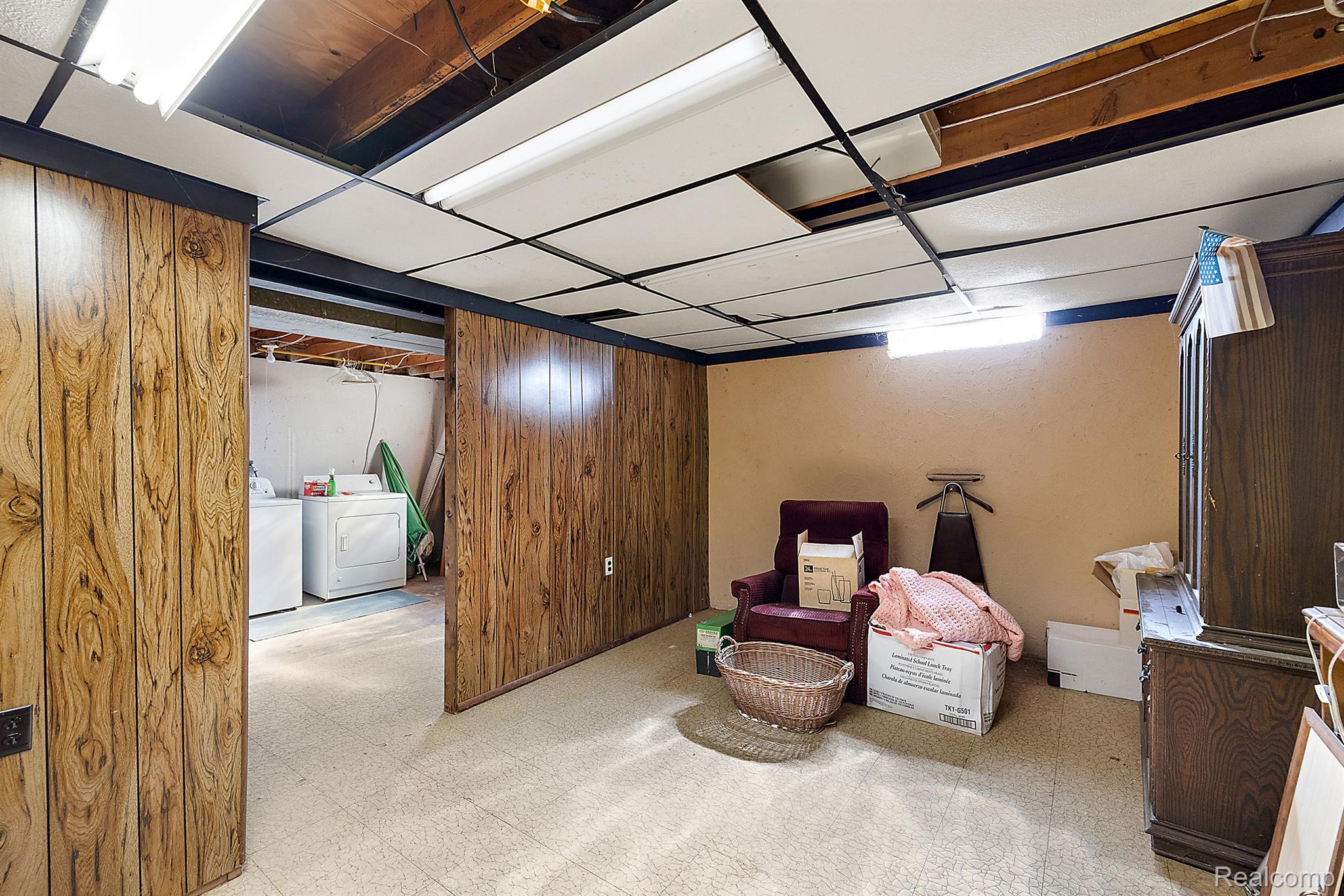 24850 Chalk Farm Road West Warren, MI 48091 - Photo 21 of 27 Gallery Image 21
