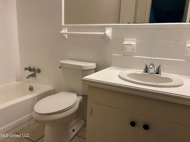 $1,650 | 326 Oakhill Circle, Clinton, MS 39056