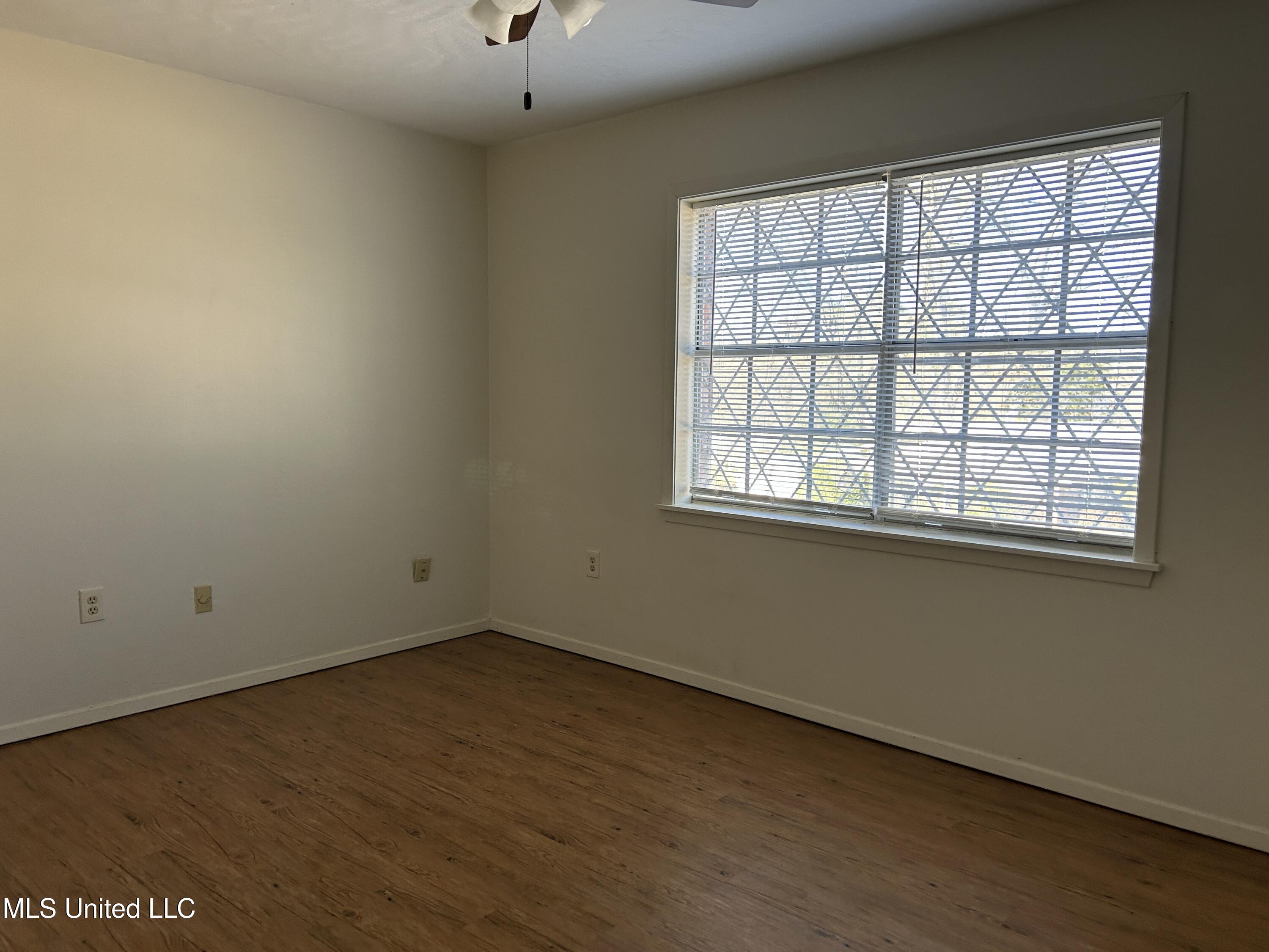 326 Oakhill Circle Clinton, MS 39056 - Photo 9 of 9 IMG_0638