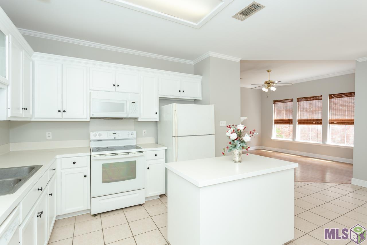 9591 Pecan Tree Drive Baton Rouge, LA 70810 - Photo 7 of 16