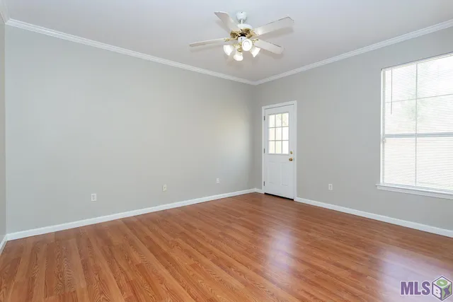 $1,700 | 9591 Pecan Tree Drive, Baton Rouge, LA 70810