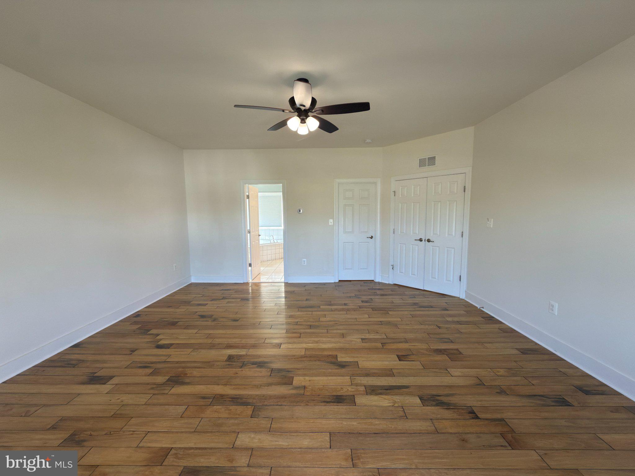 8 Ramsdell Court Round Hill, VA 20141 - Photo 31 of 59 8 RAMSDELL CT Primary Bedroom