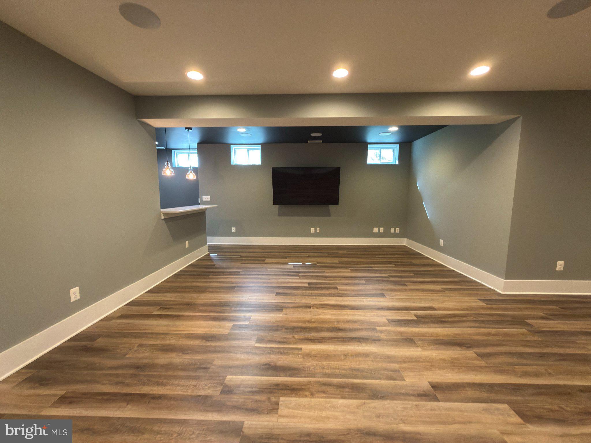 8 Ramsdell Court Round Hill, VA 20141 - Photo 48 of 59 8 RAMSDELL CT Rec Room