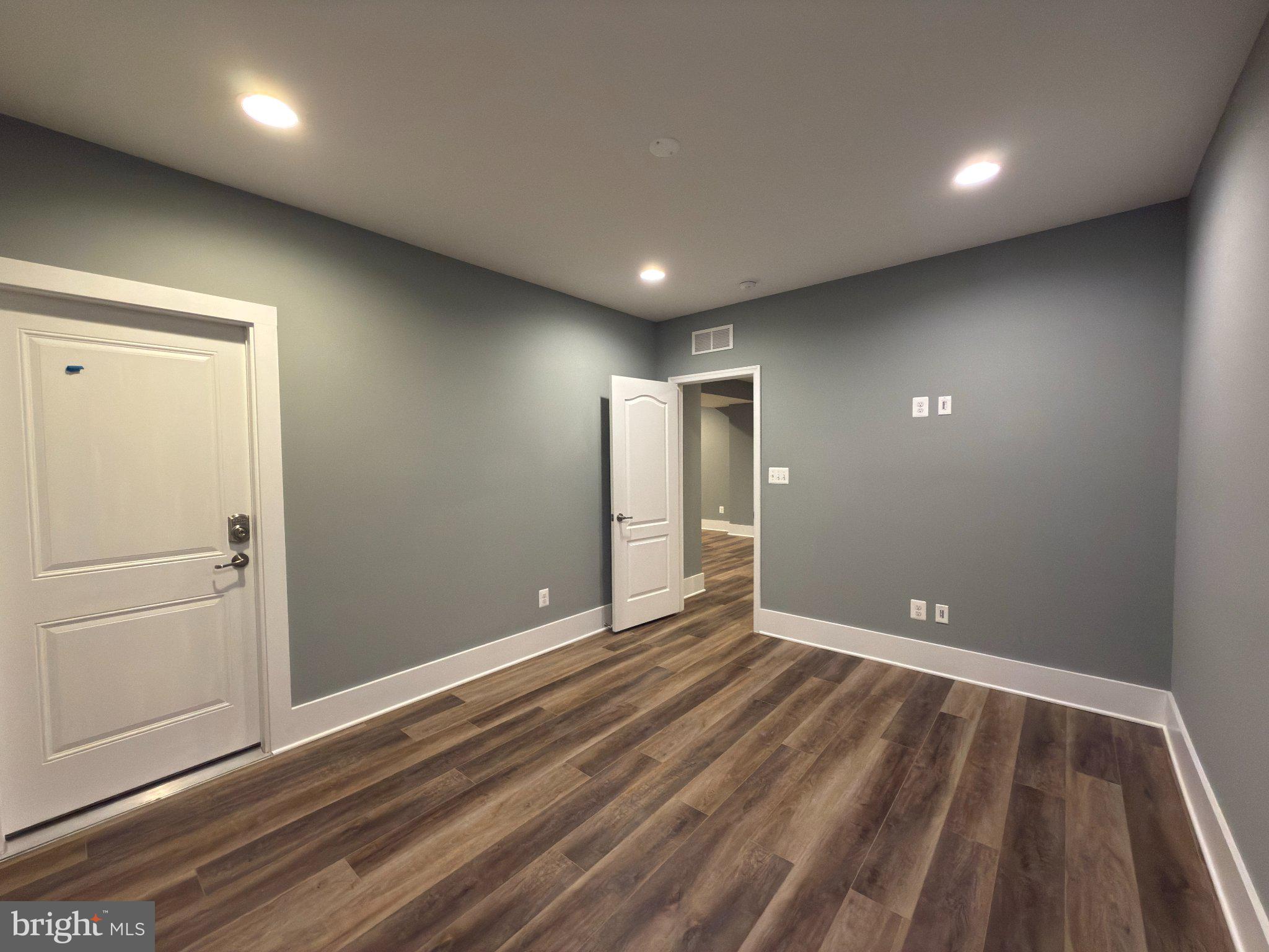 8 Ramsdell Court Round Hill, VA 20141 - Photo 52 of 59 8 RAMSDELL CT Office / Other