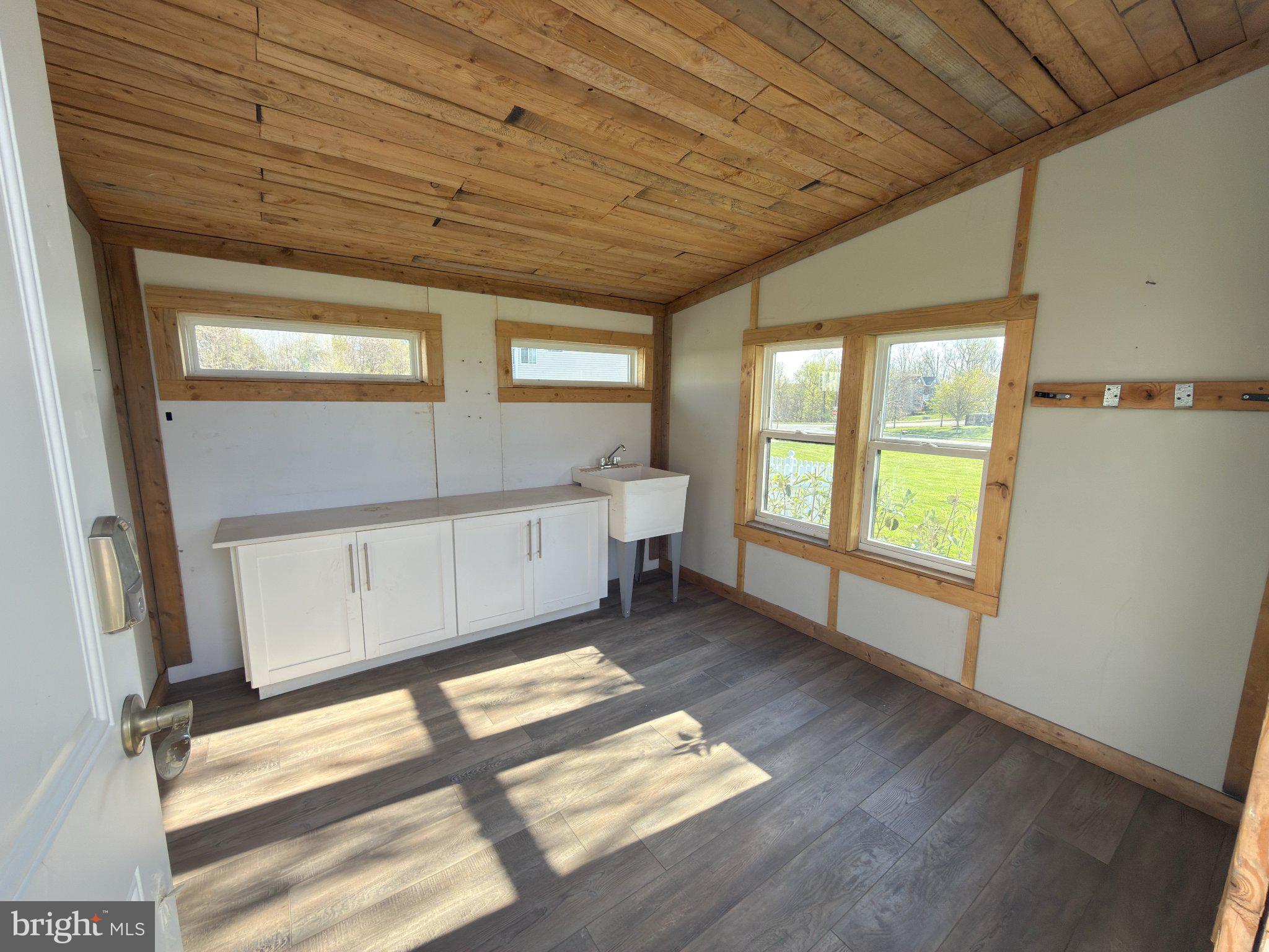 8 Ramsdell Court Round Hill, VA 20141 - Photo 59 of 59 8 RAMSDELL CT Play Shed