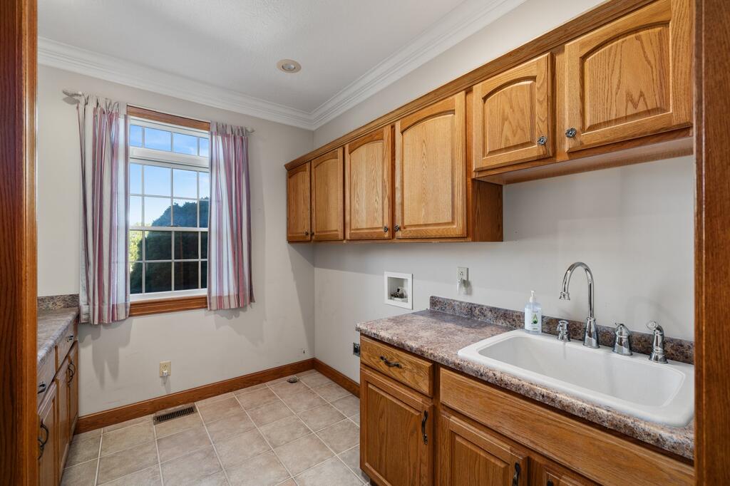 1512 Olde Post Road Ashland, OH 44805 - Photo 13 of 46 Gallery Image 13