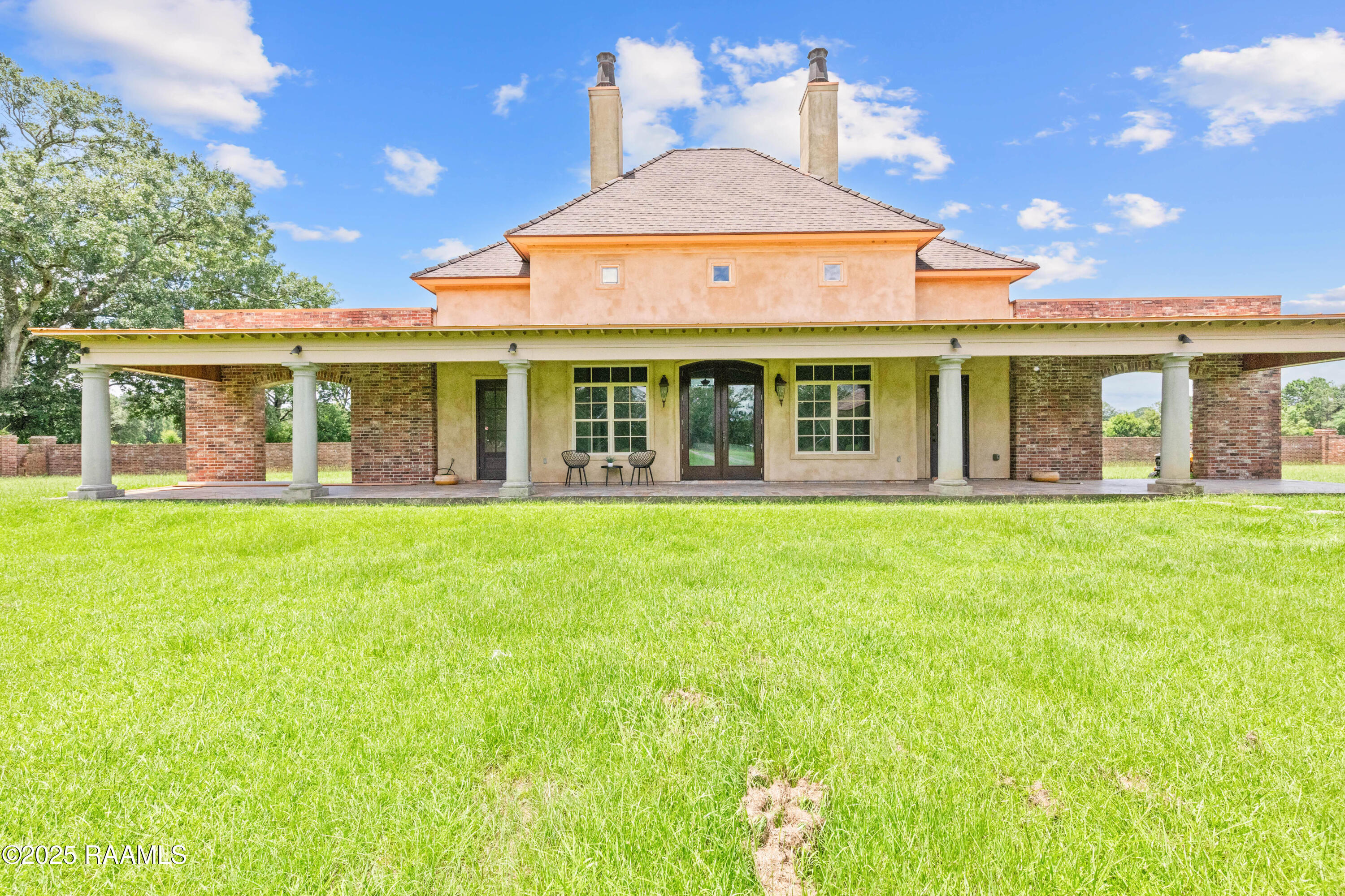 1042 Fontelieu Rd Street St. Martinville, LA 70582 - Photo 2 of 32 Front View