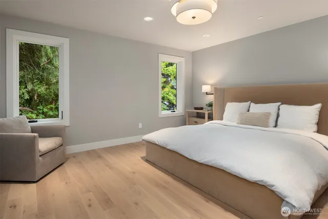 $17,950,000 | 3234 78th Place Northeast, Medina, WA 98039