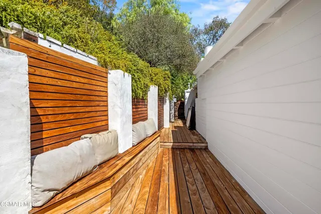 $1,589,000 | 2016 Mt Prospect Drive, Topanga, CA 90290