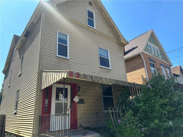 $20,000 | 419 2nd Street, Pitcairn, PA 15140