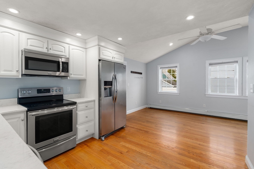 15 Walton Street Wakefield, MA 01880 - Photo 17 of 39