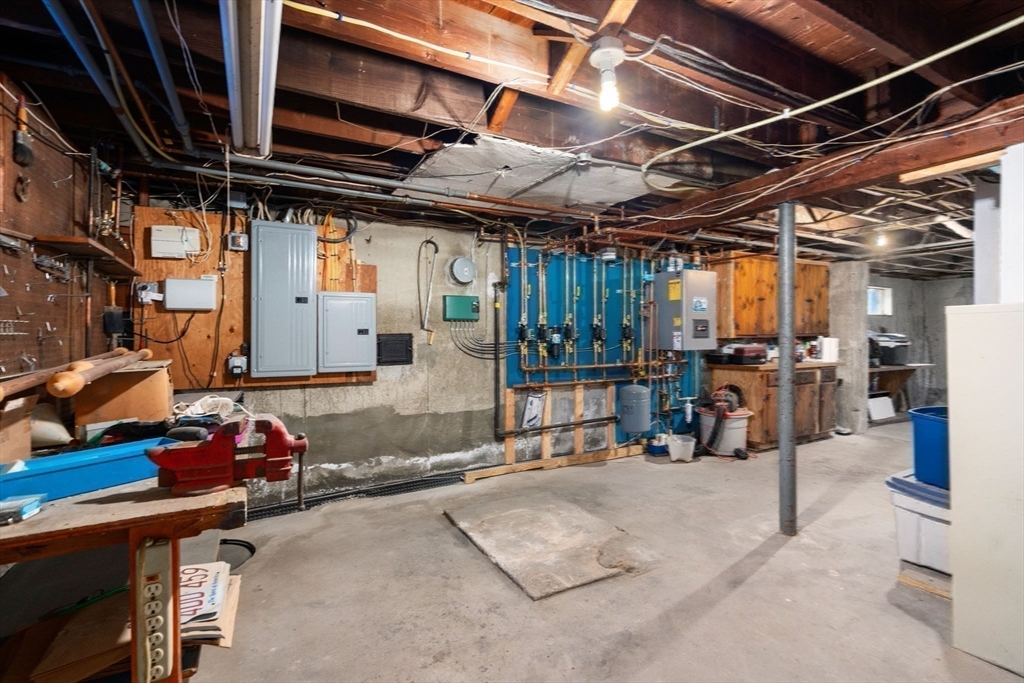 15 Walton Street Wakefield, MA 01880 - Photo 33 of 39