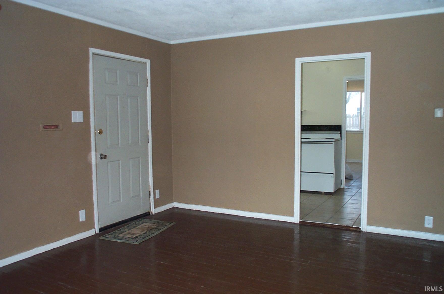 3419 Robinwood Drive Fort Wayne, IN 46806 - Photo 5 of 21