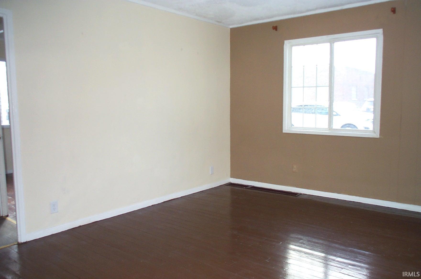 3419 Robinwood Drive Fort Wayne, IN 46806 - Photo 7 of 21