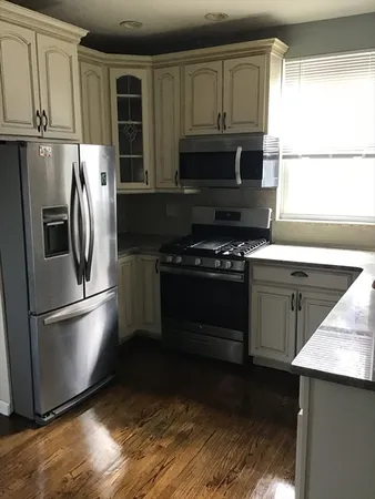 $2,900 | 103 Winthrop Street, Unit 3, Boston, MA 02119